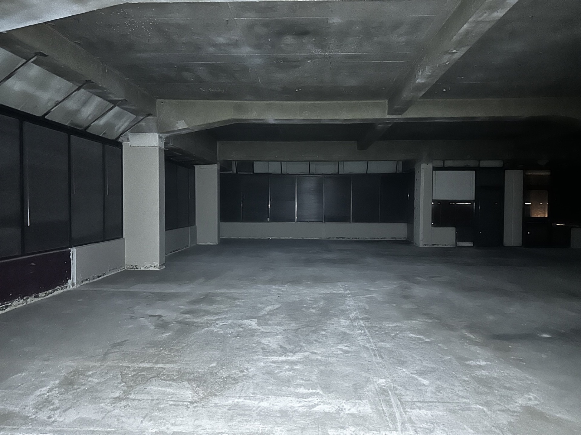 Original 1971 structure · the deep floor plate